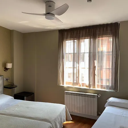 Boutique Rosal فندق *